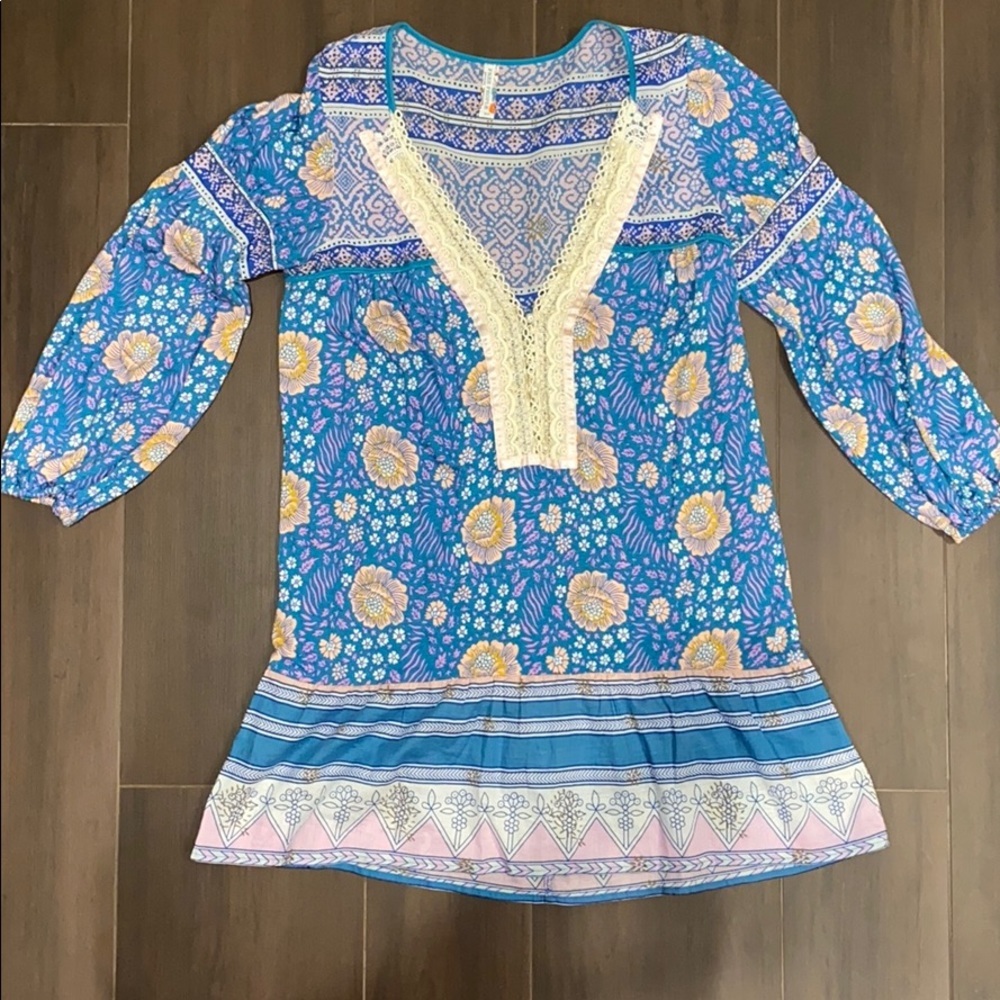Free People Floral Tunic with Pearl Buttons - Picture 2 of 10